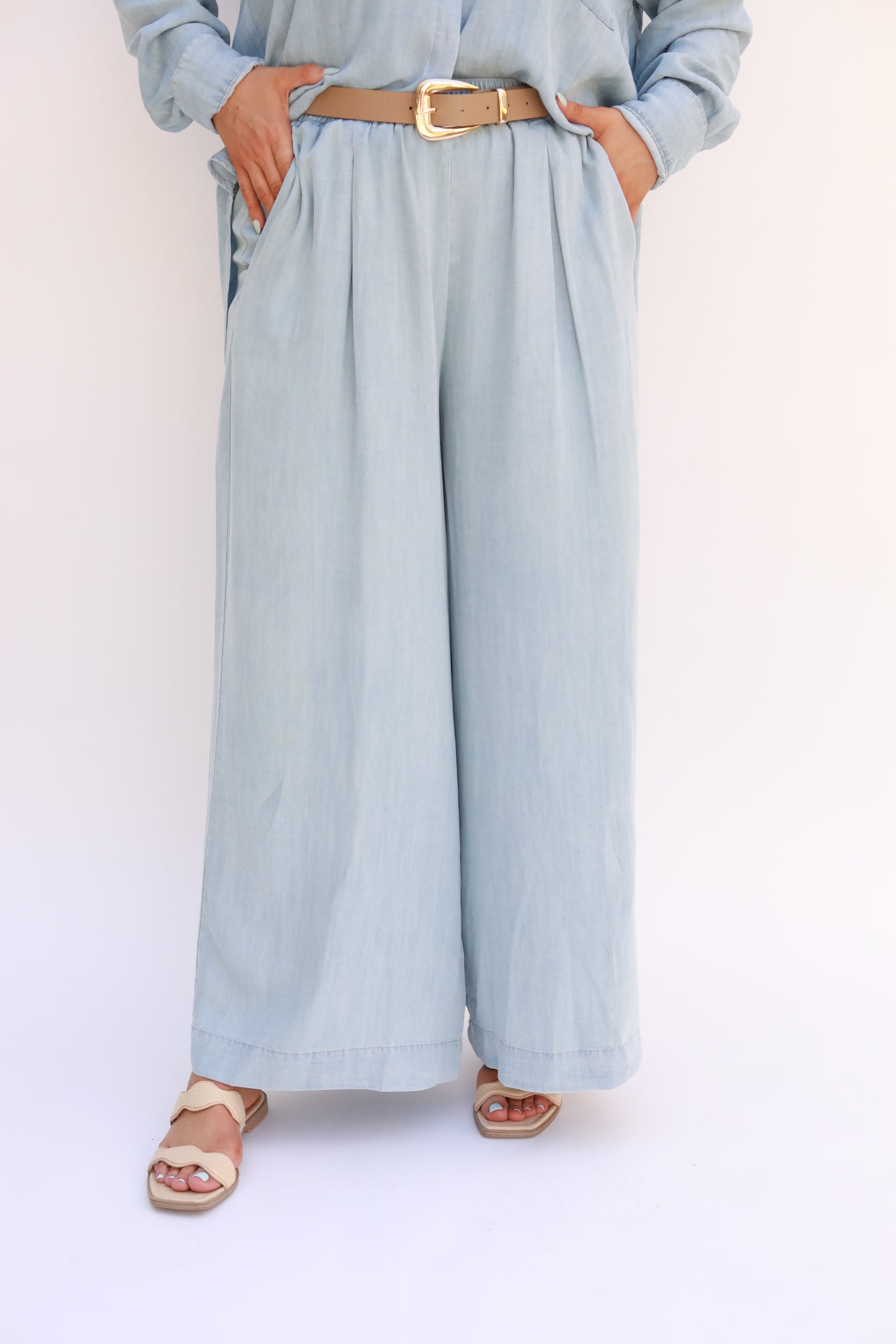 Chambray Elastic Waist Pant
