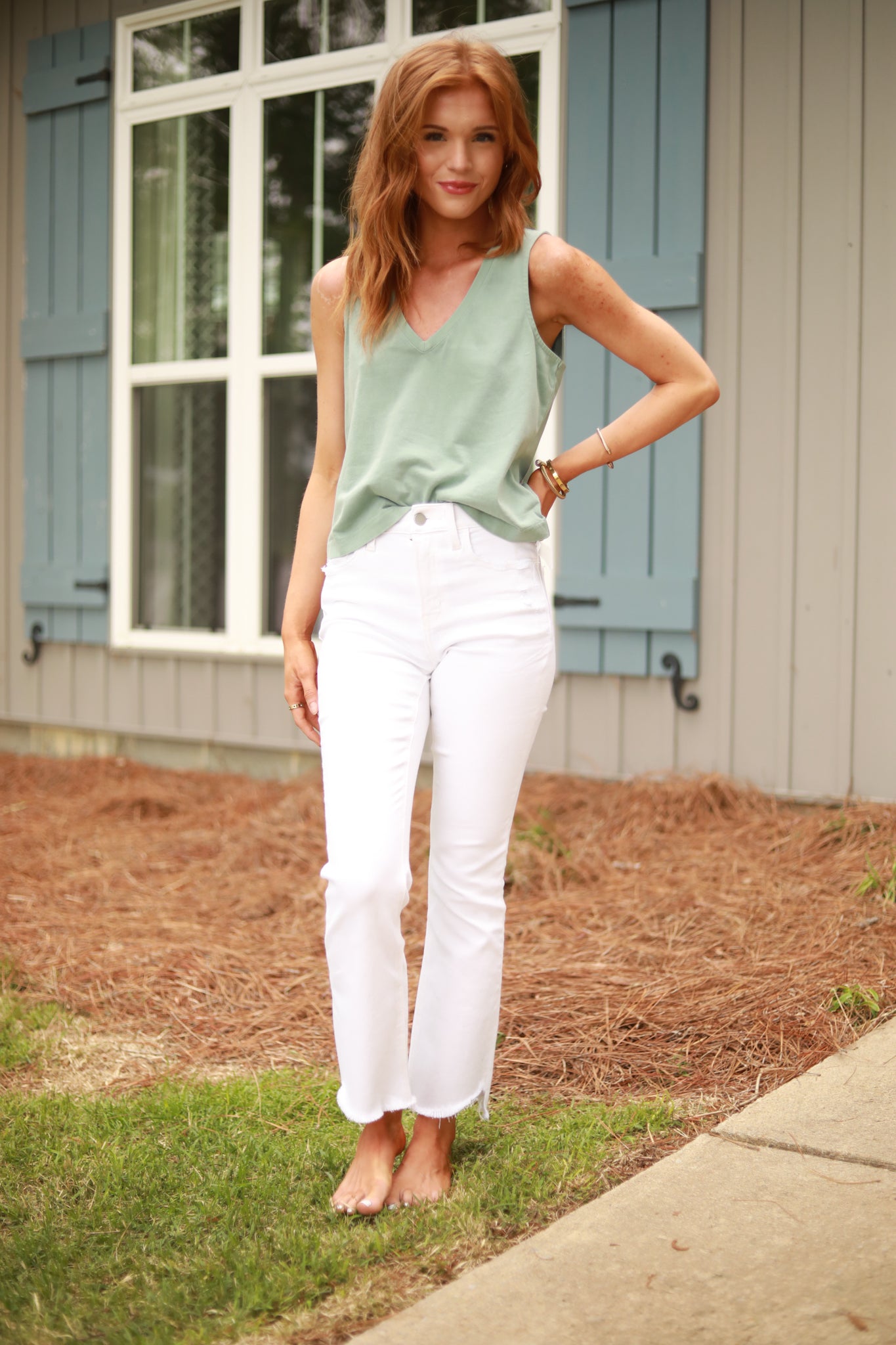 V-Neck Mineral Wash Tank