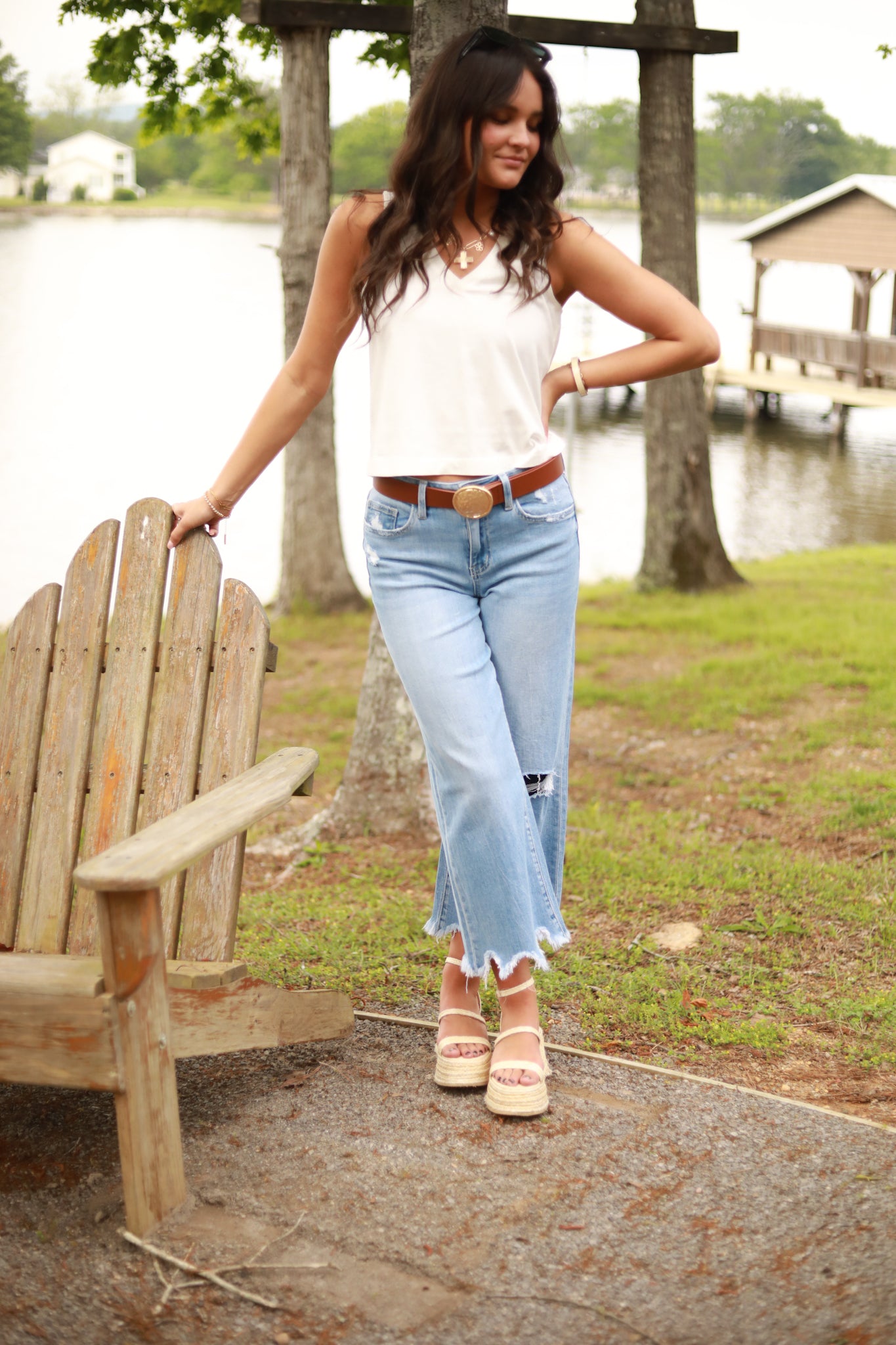 V-Neck Mineral Wash Tank