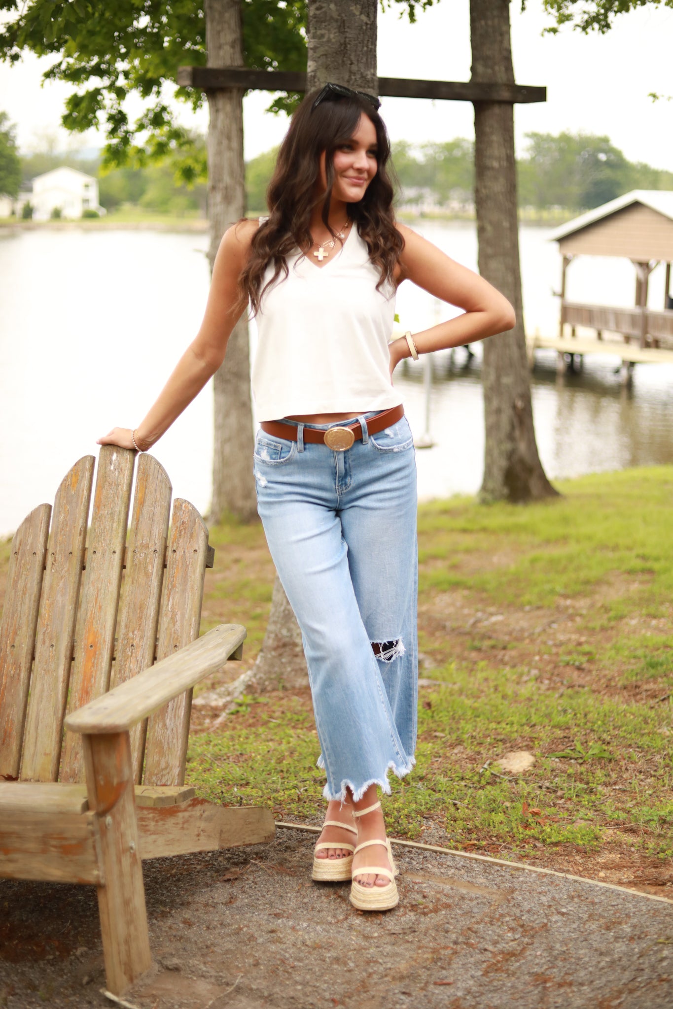 V-Neck Mineral Wash Tank