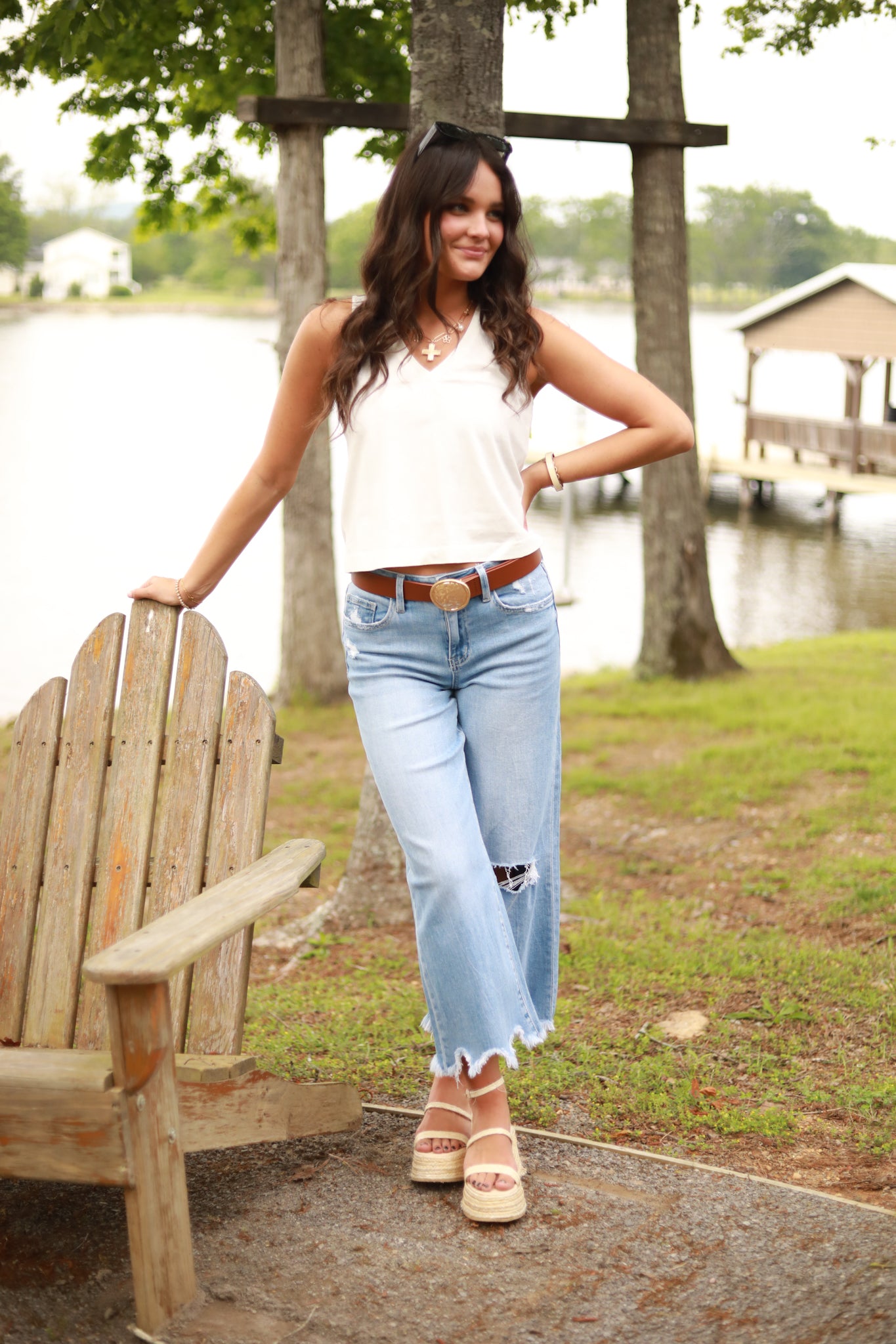 V-Neck Mineral Wash Tank