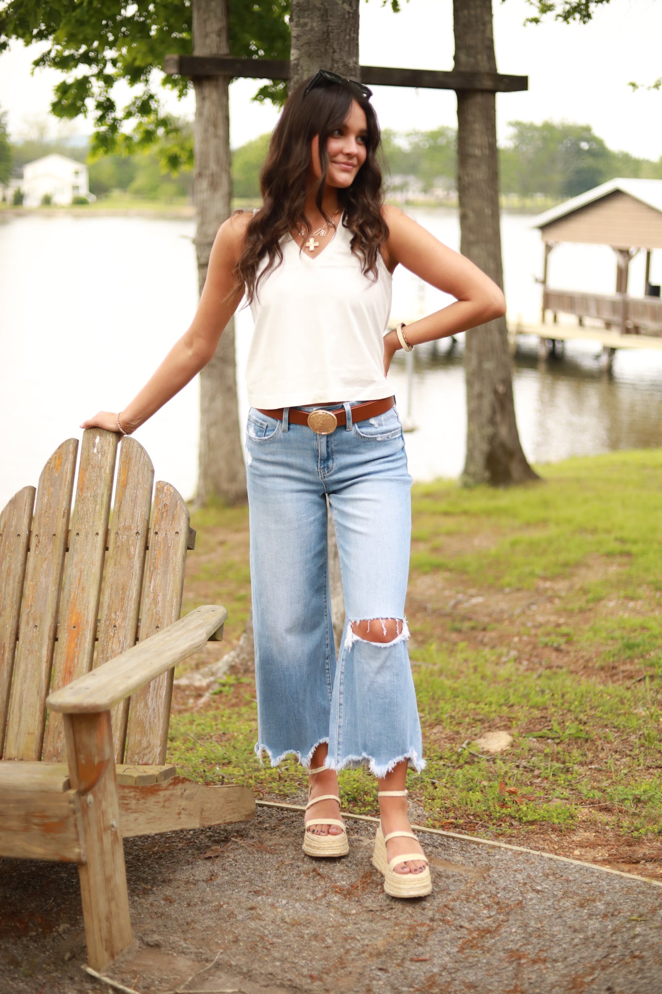 V-Neck Mineral Wash Tank